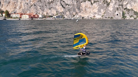 WingFoil pioneers ready to race on Lake Garda